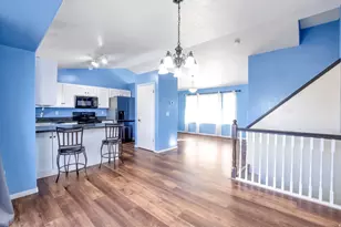 782 W 1960 N, Clinton, UT 84015 - Photo 3