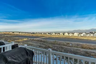 4284 W Hemsley Ln S, Herriman, UT 84096 - Photo 31