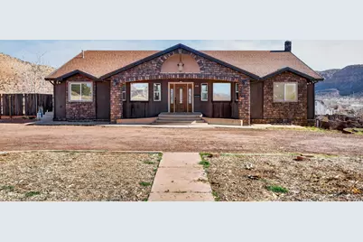 640 N Juniper St, Hildale, UT 84784 - Photo 1