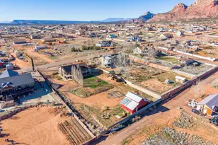 640 N Juniper St, Hildale, UT 84784 - Photo 77