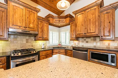 2989 W 2600 S, West Haven, UT 84401 - Photo 7