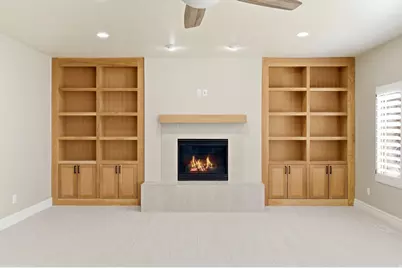 843 N Eaglepointe Dr E, North Salt Lake, UT 84054 - Photo 25