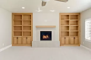 843 N Eaglepointe Dr E, North Salt Lake, UT 84054 - Photo 25