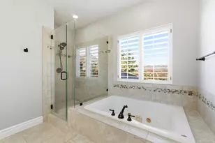 843 N Eaglepointe Dr E, North Salt Lake, UT 84054 - Photo 35