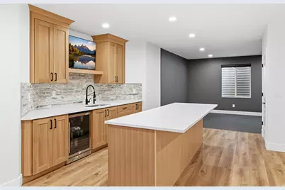 843 N Eaglepointe Dr E, North Salt Lake, UT 84054 - Photo 45