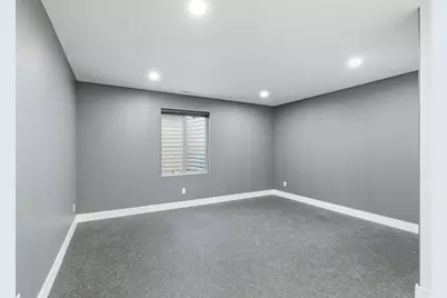 843 N Eaglepointe Dr E, North Salt Lake, UT 84054 - Photo 49