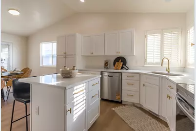 1344 W Bristol Ridge Rd, West Jordan, UT 84088 - Photo 25