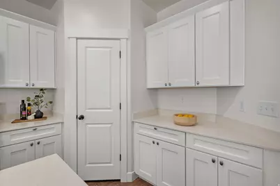 1748 N 3720 W, Lehi, UT 84048 - Photo 9