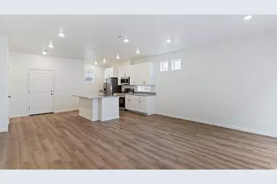 279 E Kanab Creek Rd #183, Saratoga Springs, UT 84045 - Photo 3