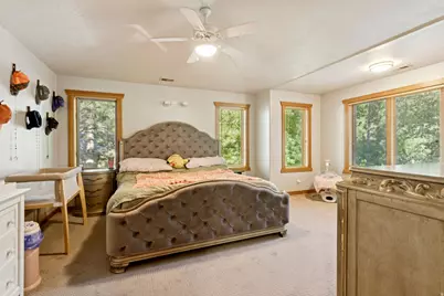 2614 E Tuxedo Cir, Cottonwood Heights, UT 84093 - Photo 25