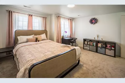 1617 S Haven Pkwy, West Haven, UT 84401 - Photo 17