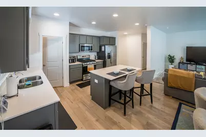 1617 S Haven Pkwy, West Haven, UT 84401 - Photo 5