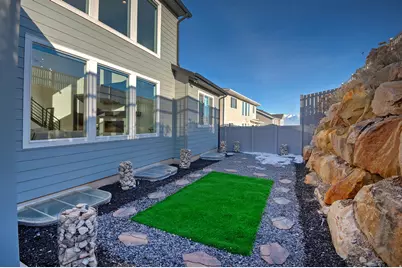 423 W Red Wolf Dr, Saratoga Springs, UT 84045 - Photo 5