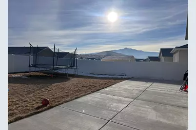 7268 N Escalante Dr, Eagle Mountain, UT 84005 - Photo 15