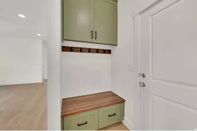 8356 S Four Elm Cir, West Jordan, UT 84081 - Photo 15