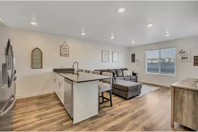 1138 E Pilot St, Saratoga Springs, UT 84045 - Photo 5