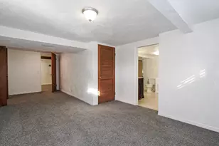 8459 S 300 E, Sandy, UT 84070 - Photo 39