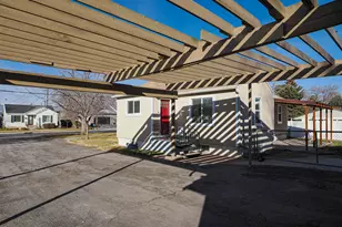 8459 S 300 E, Sandy, UT 84070 - Photo 7