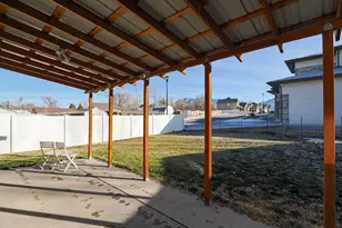 8459 S 300 E, Sandy, UT 84070 - Photo 13