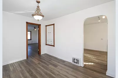 8459 S 300 E, Sandy, UT 84070 - Photo 25