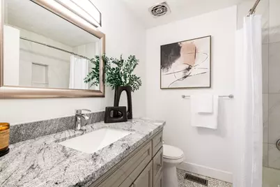 340 E Brahma Dr, Salt Lake City, UT 84107 - Photo 17