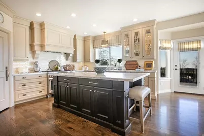 634 S Mountain View Cir E, North Salt Lake, UT 84054 - Photo 23
