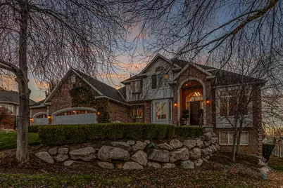 634 S Mountain View Cir E, North Salt Lake, UT 84054 - Photo 7