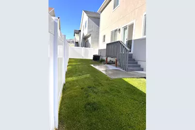 4728 E Lake Corner Dr, Eagle Mountain, UT 84005 - Photo 11