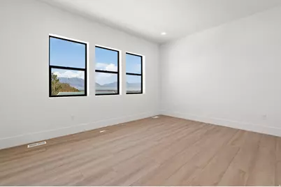 492 N Pinnacle Ln #6, Saratoga Springs, UT 84045 - Photo 11