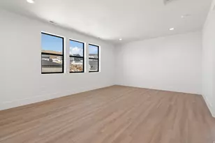 492 N Pinnacle Ln, Saratoga Springs, UT 84045 - Photo 17