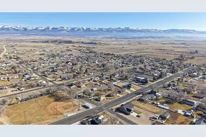 12 W 200 N, Moroni, UT 84646 - Photo 35