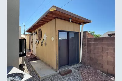 1225 N Dixie Downs Rd #103, Saint George, UT 84770 - Photo 11