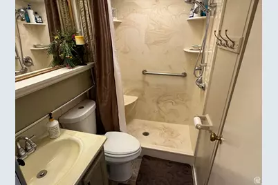 1225 N Dixie Downs Rd #103, Saint George, UT 84770 - Photo 5