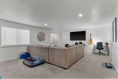 1398 N 2475 W, Clinton, UT 84015 - Photo 15