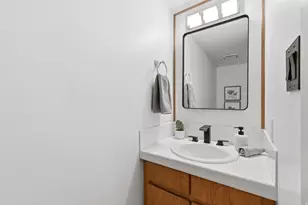 597 E 3970 S, Salt Lake City, UT 84107 - Photo 15