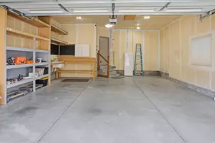 9483 N Avanyu Dr, Cedar Hills, UT 84062 - Photo 29