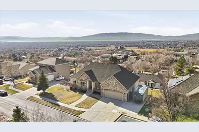 9483 N Avanyu Dr, Cedar Hills, UT 84062 - Photo 35