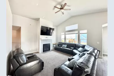 361 S Lookout Dr, Grantsville, UT 84029 - Photo 3