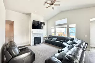 361 S Lookout Dr, Grantsville, UT 84029 - Photo 3