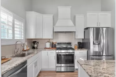 8433 S Jayson Dr, West Jordan, UT 84081 - Photo 5