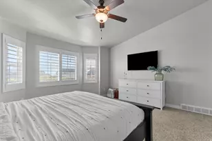 8433 S Jayson Dr, West Jordan, UT 84081 - Photo 13