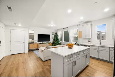 5227 W Reventon Dr #B201, South Jordan, UT 84009 - Photo 7