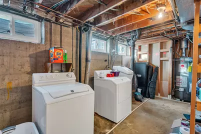 93 W 800 N, Bountiful, UT 84010 - Photo 21