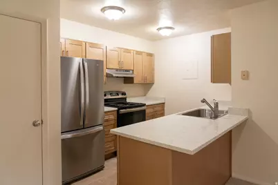 1222 E Waterside Cv #10, Cottonwood Heights, UT 84047 - Photo 7