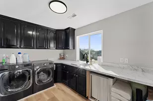 4552 W Windsor Cir N, Cedar Hills, UT 84062 - Photo 39