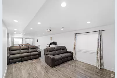 4552 W Windsor Cir N, Pleasant Grove, UT 84062 - Photo 43