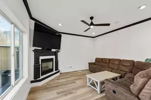 4552 W Windsor Cir N, Cedar Hills, UT 84062 - Photo 15