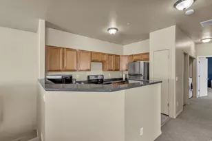 8427 S Ivy Gable W, West Jordan, UT 84081 - Photo 9