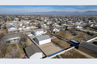 5339 West Legacy Hill Dr W, West Jordan, UT 84081 - Photo 9