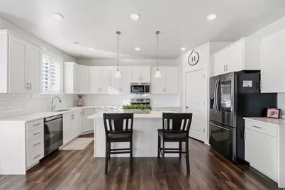 276 W 450 S, Hyde Park, UT 84318 - Photo 11